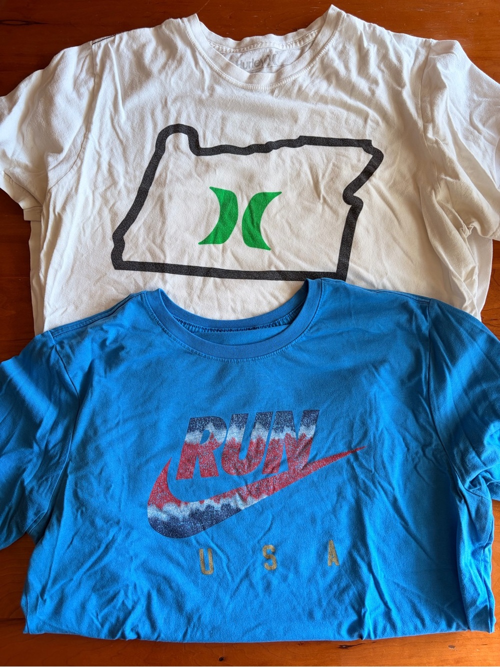Lot of 4 Nike & Hurley Graphic Short Sleeve Tees